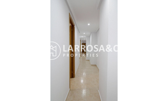 A Vendre - Apartment - Torrevieja - Estacion de autobuses