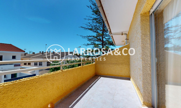 Resale - Semi-detached house - Pilar de la Horadada - La Torre de la Horadada