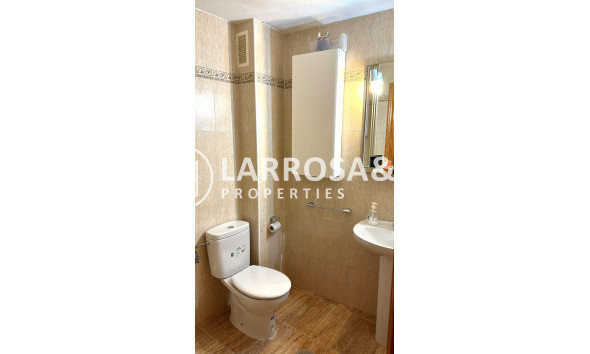 Resale - Apartment - Los Alcázares - Centro