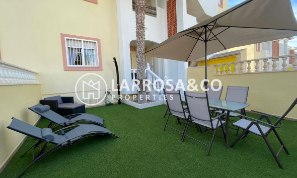 Resale - Ground floor apartment - Orihuela costa - La Zenia