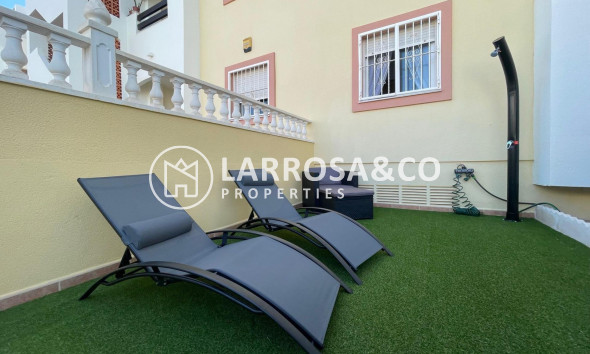 Resale - Ground floor apartment - Orihuela costa - La Zenia