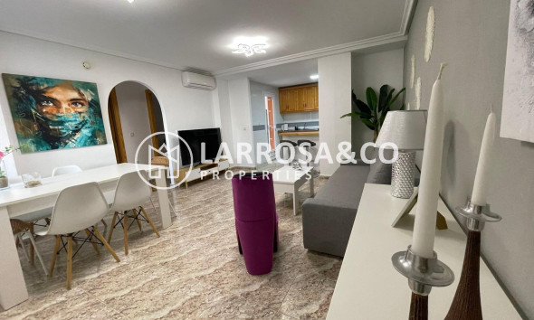 Resale - Ground floor apartment - Orihuela costa - La Zenia