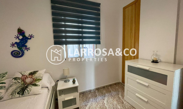 Resale - Ground floor apartment - Orihuela costa - La Zenia