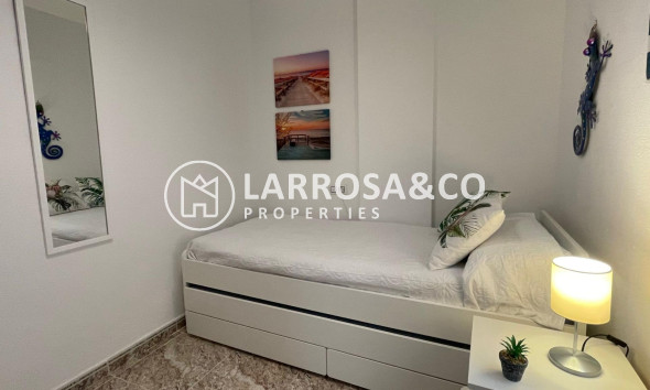 Resale - Ground floor apartment - Orihuela costa - La Zenia