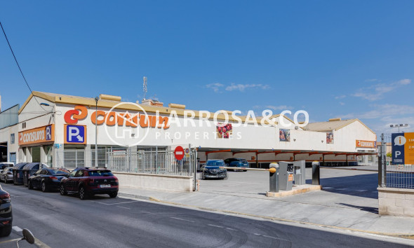 Resale - Apartment - Torrevieja - Centro