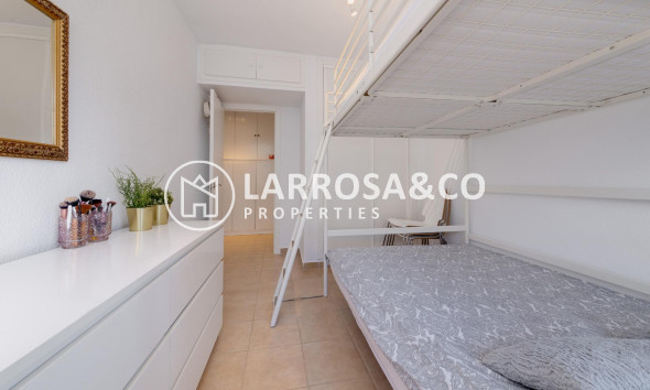 Resale - Semi-detached house - Torrevieja - Calas blanca