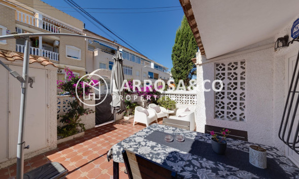 Resale - Semi-detached house - Torrevieja - Calas blanca