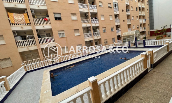 Resale - Apartment - Torrevieja - Estacion de autobuses