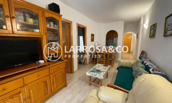 Resale - Apartment - Torrevieja - Estacion de autobuses