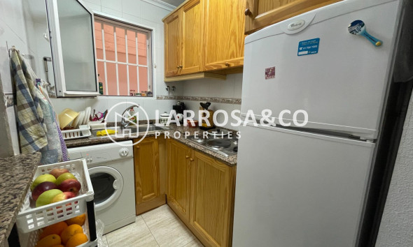 Resale - Apartment - Torrevieja - Estacion de autobuses