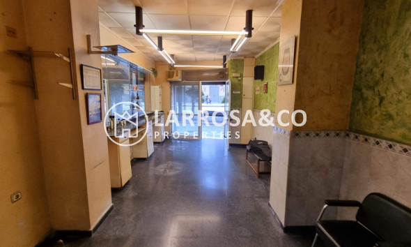 Herverkoop - Commercial space - Orihuela - Zona Centro