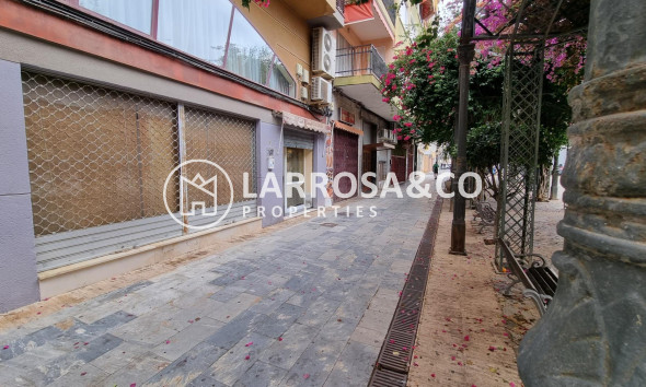 Herverkoop - Commercial space - Orihuela - Zona Centro