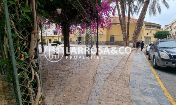 A Vendre - Commercial space - Orihuela - Zona Centro