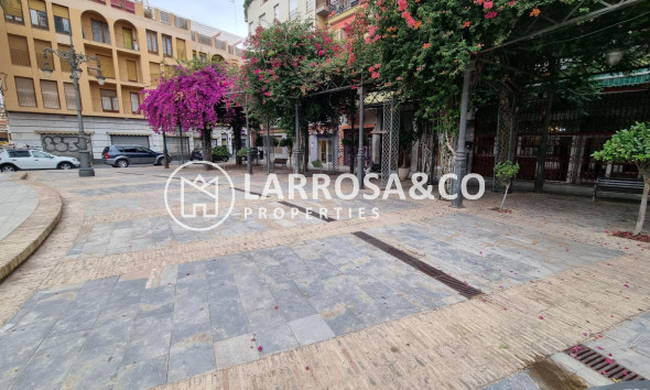 A Vendre - Commercial space - Orihuela - Zona Centro