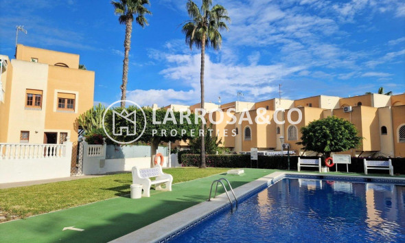 A Vendre - Semi-detached house - Torrevieja - Torre la mata