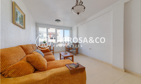 Resale - Apartment - Torrevieja - Playa del cura