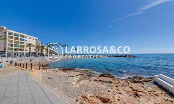 Resale - Apartment - Torrevieja - Playa del cura