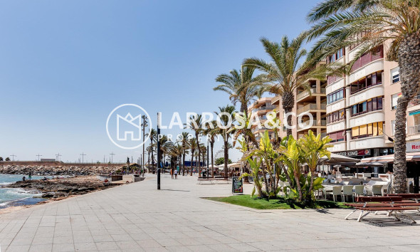 Resale - Apartment - Torrevieja - Playa del cura