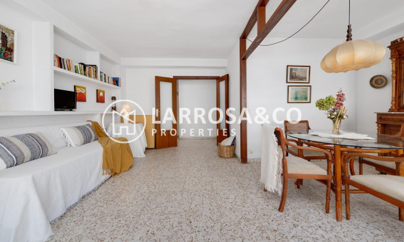 Resale - Apartment - Torrevieja - Puerto