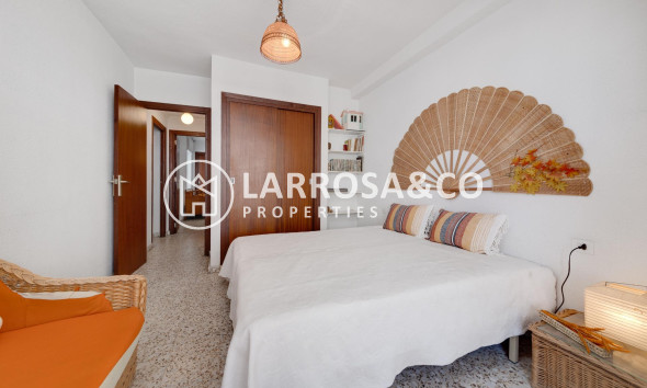 Resale - Apartment - Torrevieja - Puerto