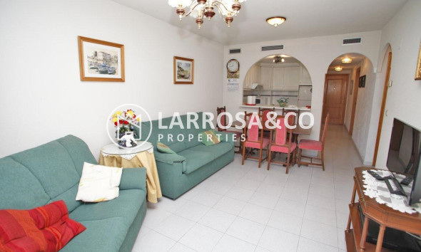 Resale - Apartment - Torrevieja - Parque las naciones