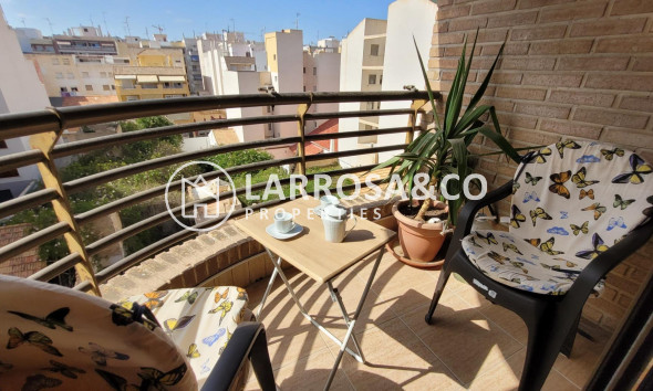 Resale - Apartment - Torrevieja - Playa del cura