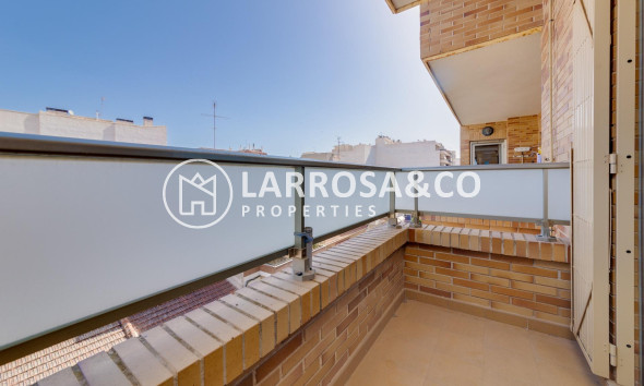 Herverkoop - Apartment - Torrevieja - Centro