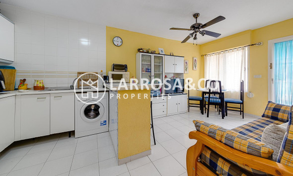 Resale - Semi-detached house - Torrevieja - Los Balcones