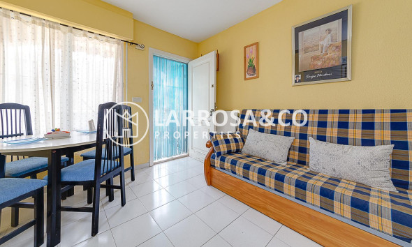 Resale - Semi-detached house - Torrevieja - Los Balcones