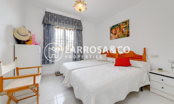 Resale - Semi-detached house - Torrevieja - Los Balcones