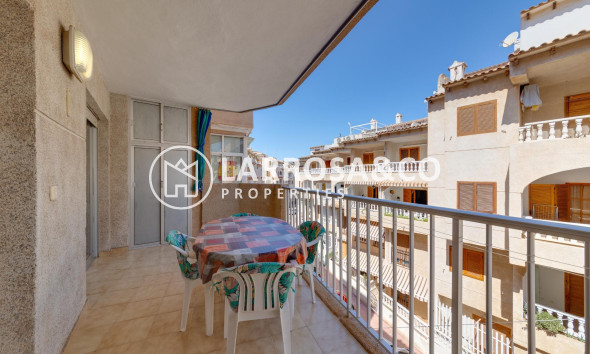 Resale - Apartment - Torrevieja - Los Locos Beach