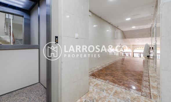 Resale - Apartment - Torrevieja - Los Locos Beach