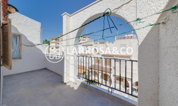 Resale - Detached House/Villa - Torrevieja - Los Locos Beach