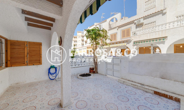 Resale - Detached House/Villa - Torrevieja - Los Locos Beach