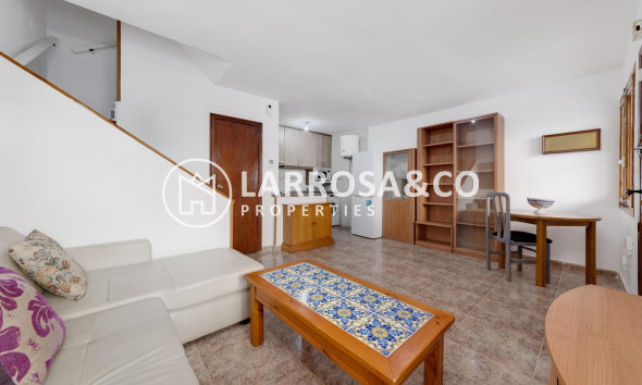 Resale - Detached House/Villa - Torrevieja - Los Locos Beach