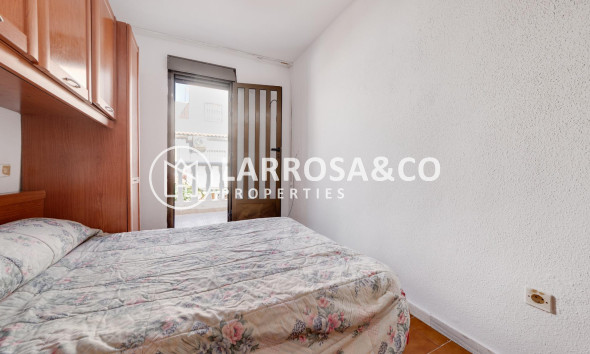 Resale - Detached House/Villa - Torrevieja - Los Locos Beach