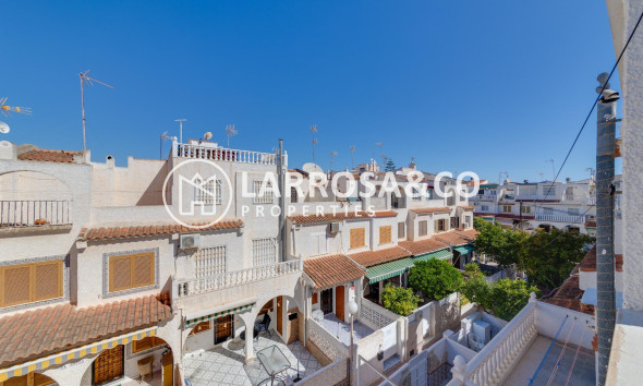 Resale - Detached House/Villa - Torrevieja - Los Locos Beach