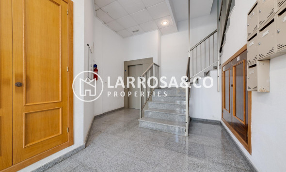 Herverkoop - Apartment - Torrevieja - Centro