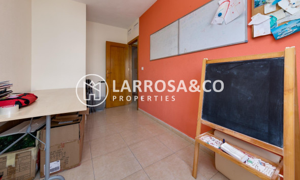 Herverkoop - Apartment - Torrevieja - Centro