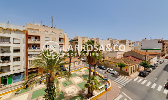 A Vendre - Apartment - Torrevieja - Centro