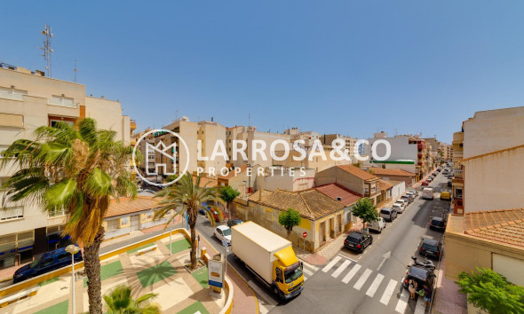 Herverkoop - Apartment - Torrevieja - Centro