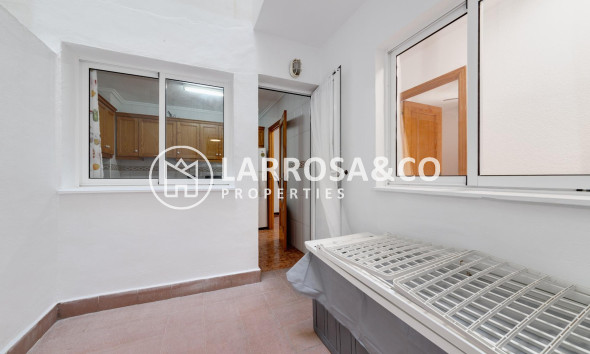 Resale - Apartment - Torrevieja - Los Locos Beach