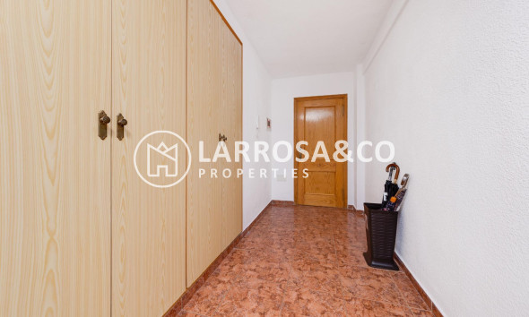 Resale - Apartment - Torrevieja - Los Locos Beach