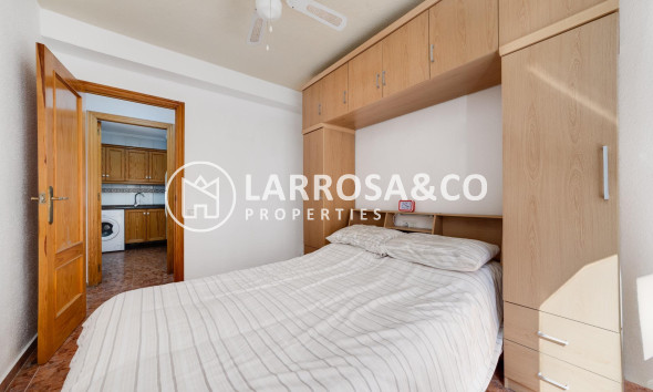 Resale - Apartment - Torrevieja - Los Locos Beach