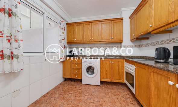 Resale - Apartment - Torrevieja - Los Locos Beach