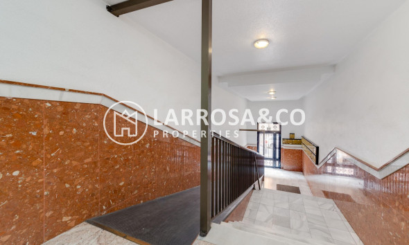 Resale - Apartment - Torrevieja - Los Locos Beach