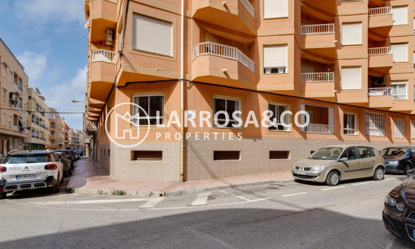 Resale - Apartment - Torrevieja - Los Locos Beach