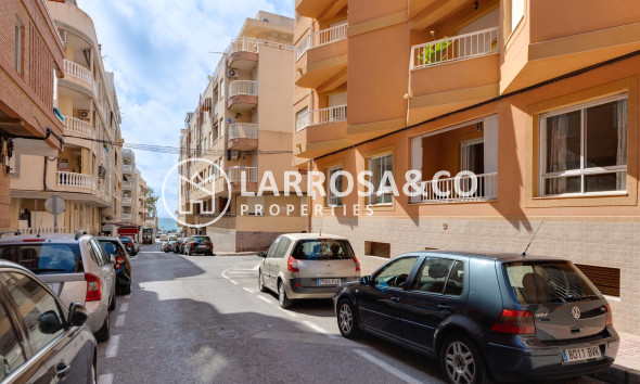 Herverkoop - Apartment - Torrevieja - Los Locos Beach