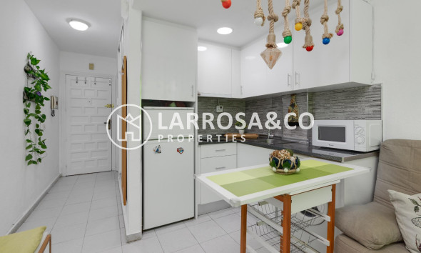 Herverkoop - Apartment - Torrevieja - Acequion