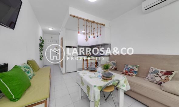 Herverkoop - Apartment - Torrevieja - Acequion